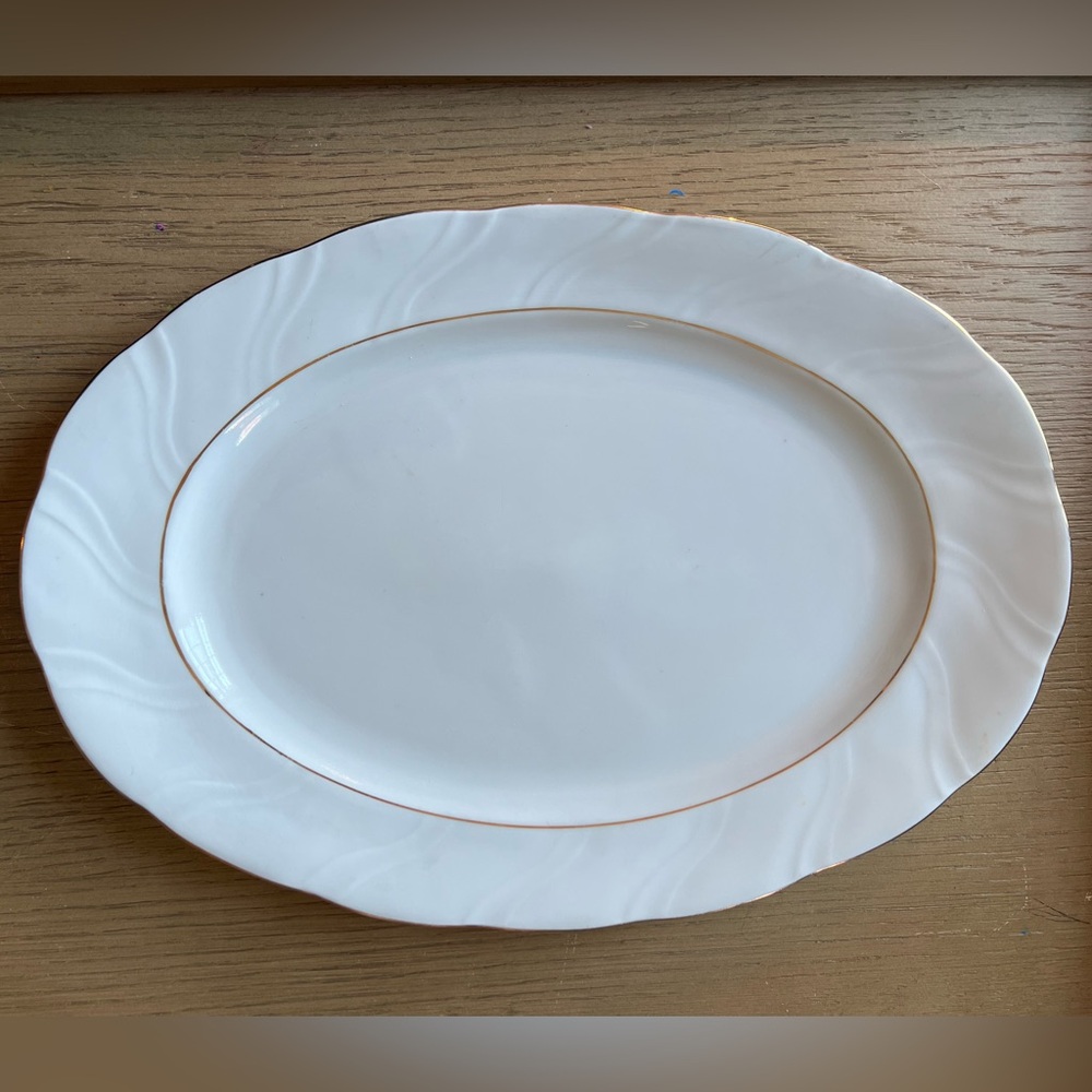 Jamestown China | Allegro 15” Oval Serving Platter